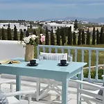 Апартаменты Tonia Paros *