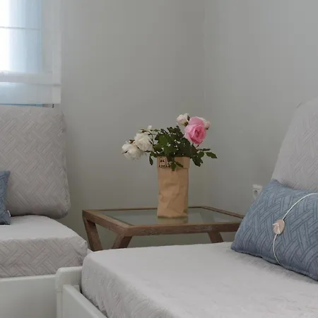 Tonia Paros Apartamento *