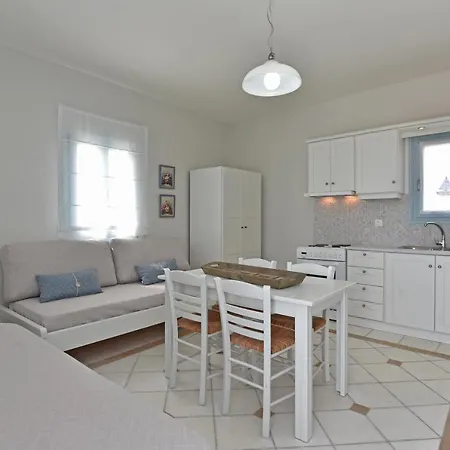 Tonia Paros Apartamento