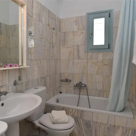 Apartamento Tonia Paros *