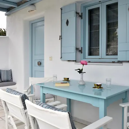 Tonia Paros * Chrisi Akti (Paros)