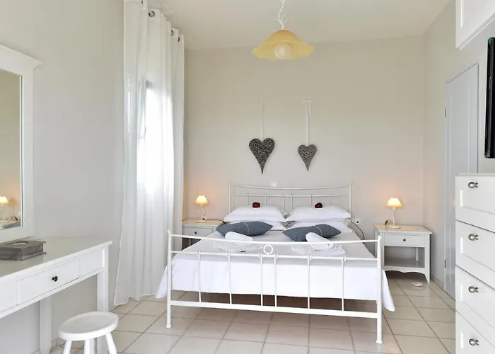 Apartment Tonia Paros