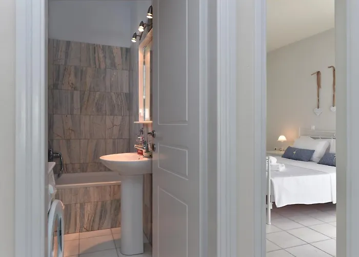 Tonia Paros Apartment *