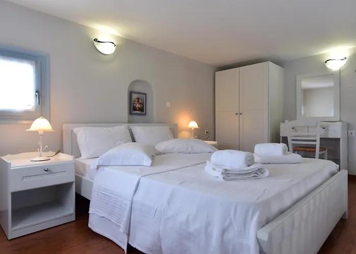 Tonia Paros Apartment *